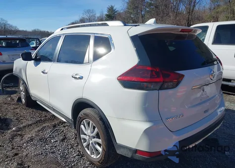 2018 Nissan Rogue Sv z USA, uszkodzony, nr VIN 5N1AT2MTXJC800909